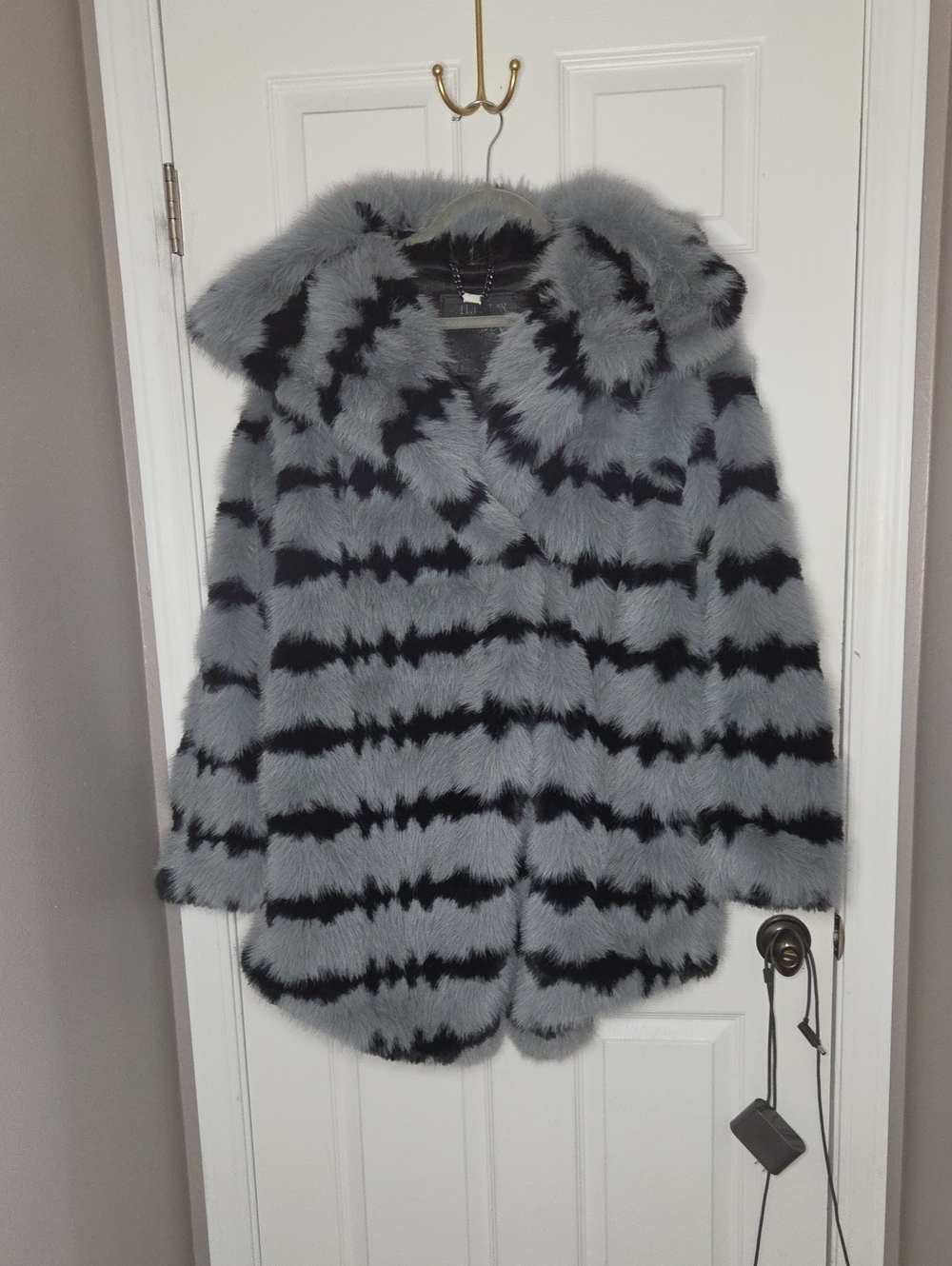 Faux Fur Striped Hooded Coat - Grey & Black